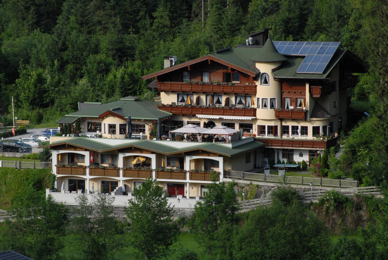Hotel Laendenhof Superior Mayrhofen Dış mekan fotoğraf